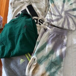 Bundle of tops and sweats for boys. Three tops. Two bottom. (A)